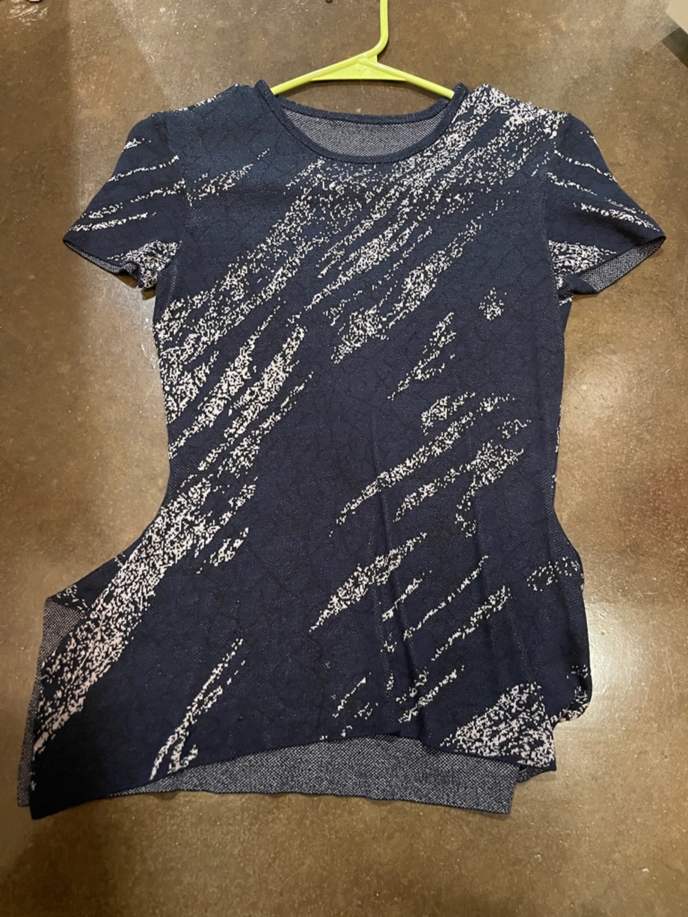 Women’s Navy Blue Short Sleeve Patterned Knit Top